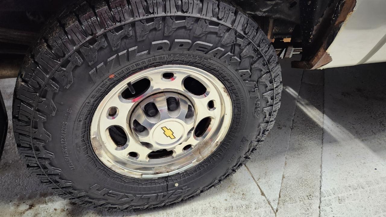 Chevrolet Silverado 2500HD LT1 Crew Cab Std. Box 4WD 2009