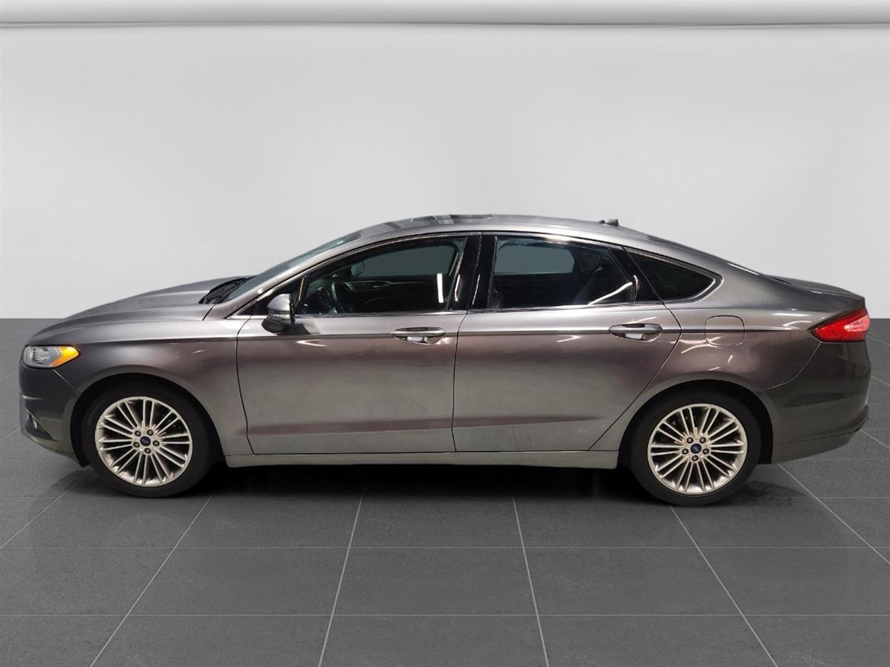Ford Fusion SE 2014