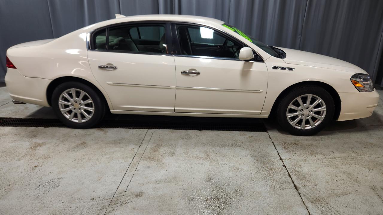 Buick Lucerne CX 2011