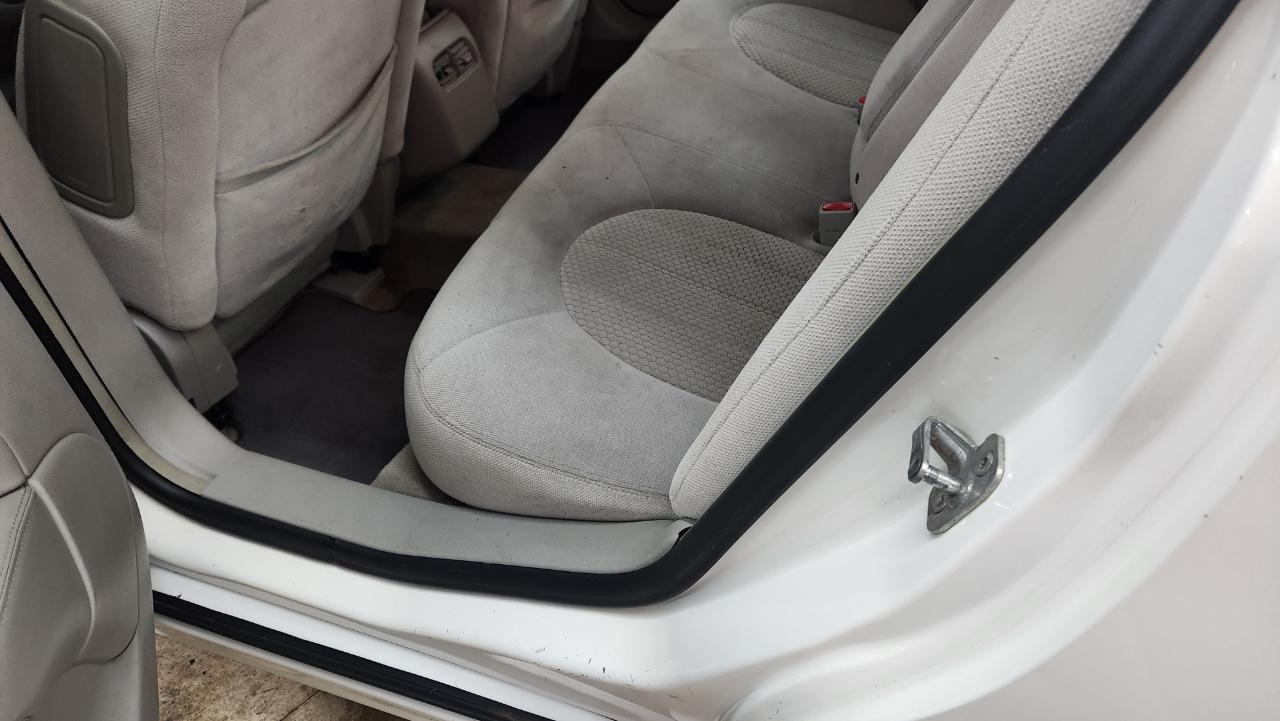 Buick Lucerne CX 2011