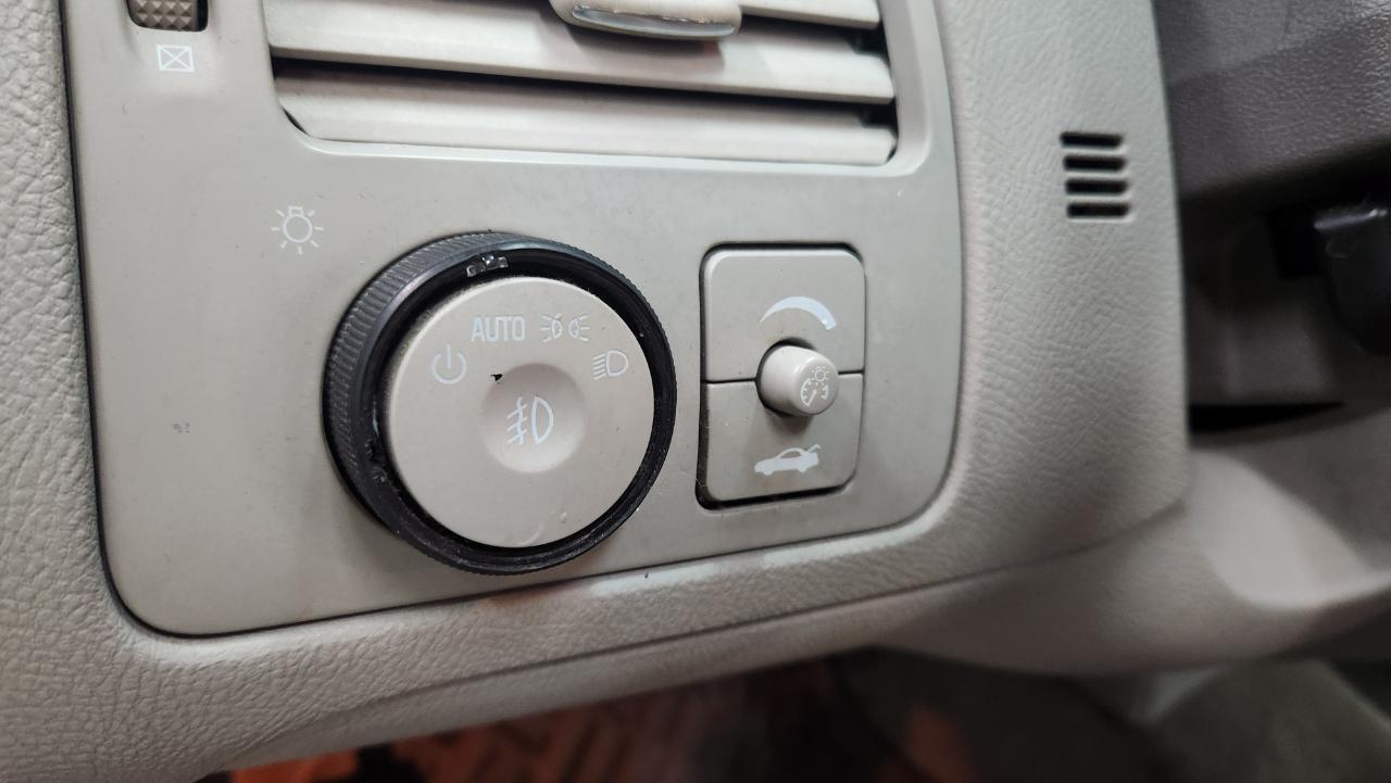 Buick Lucerne CX 2011