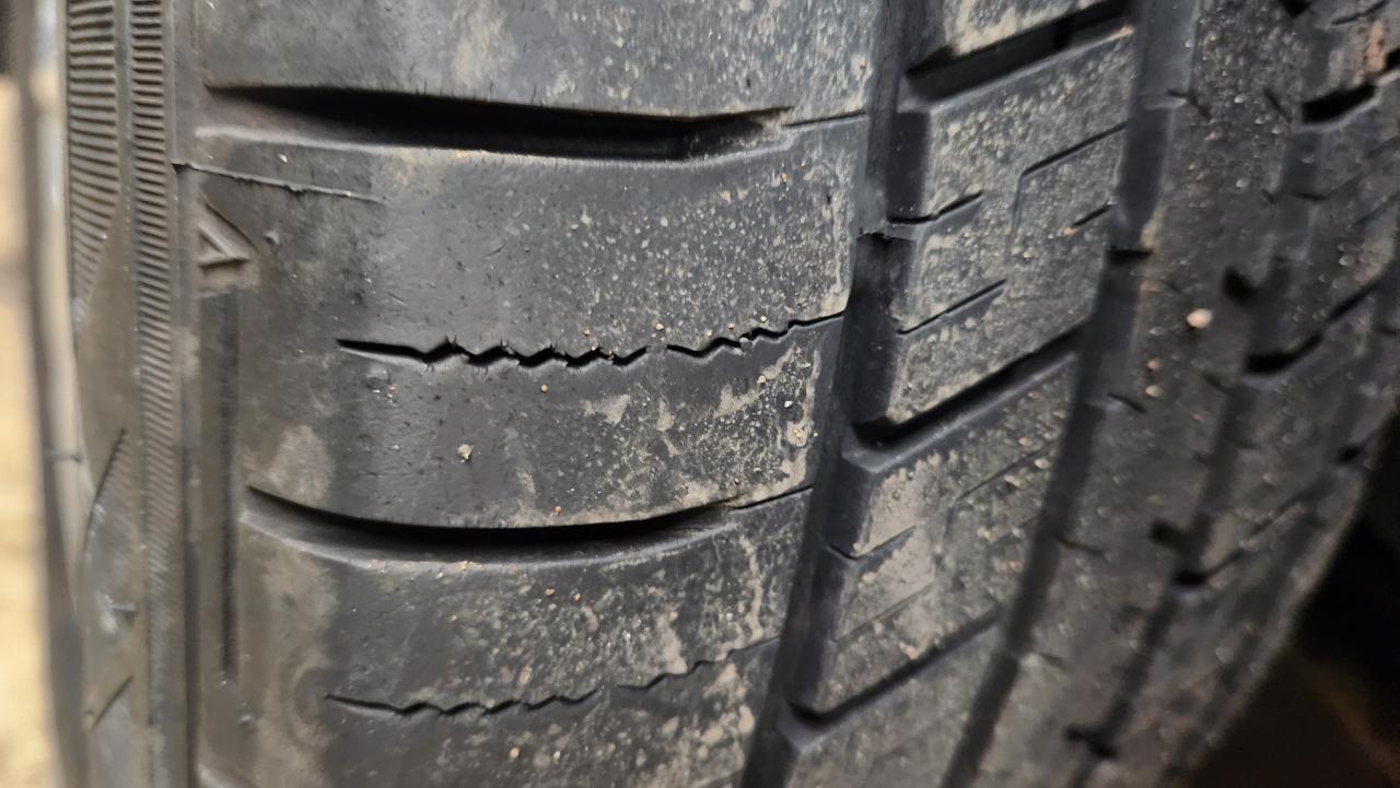 Buick Lucerne CX 2011