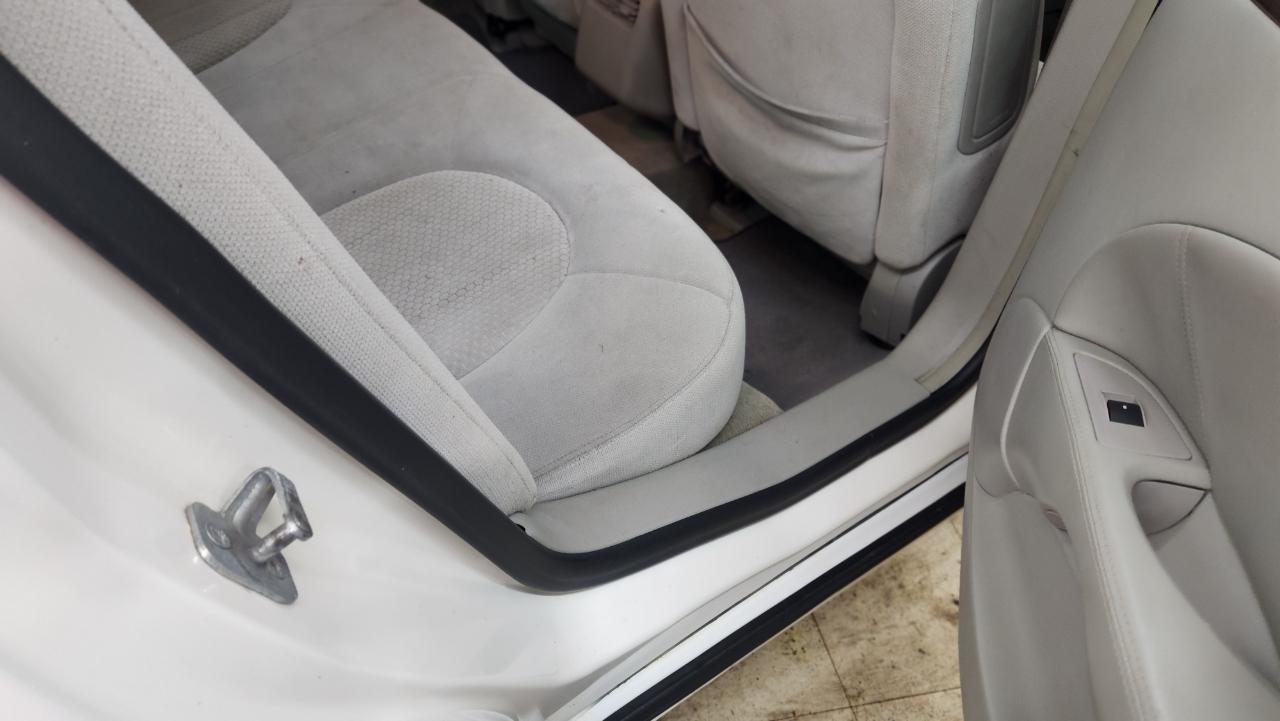 Buick Lucerne CX 2011