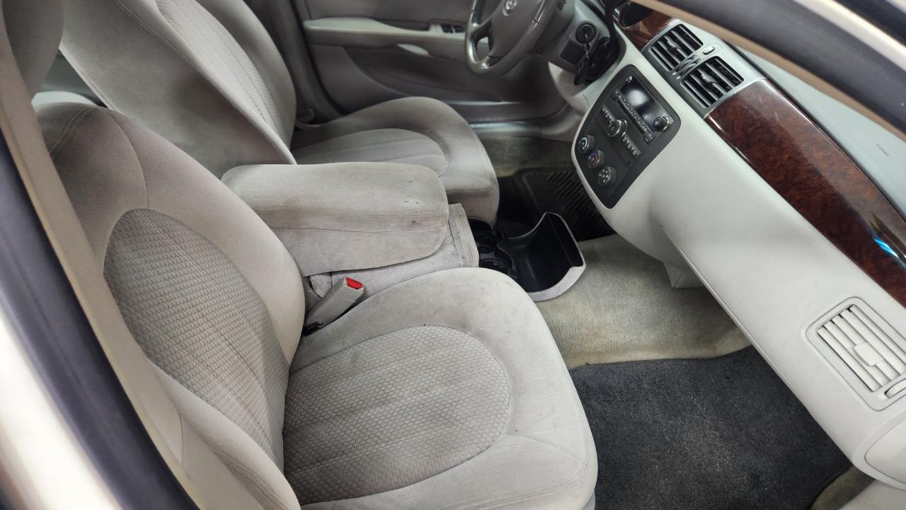 Buick Lucerne CX 2011