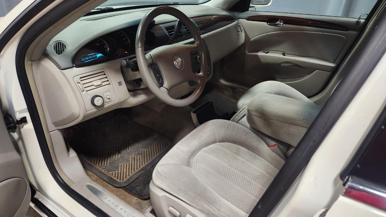 Buick Lucerne CX 2011