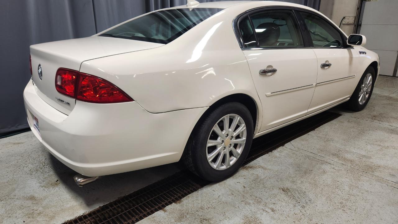 Buick Lucerne CX 2011