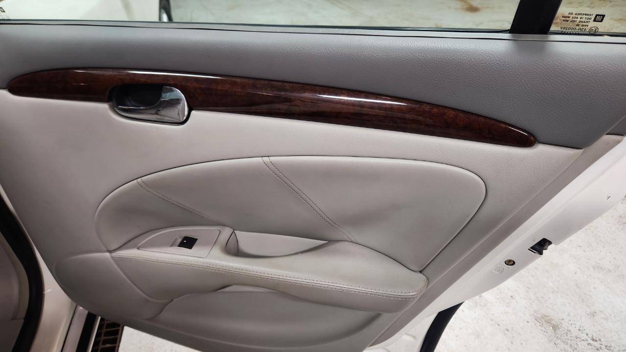 Buick Lucerne CX 2011