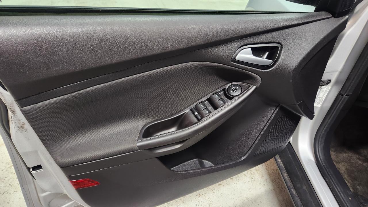 Ford Focus SE Hatch 2014