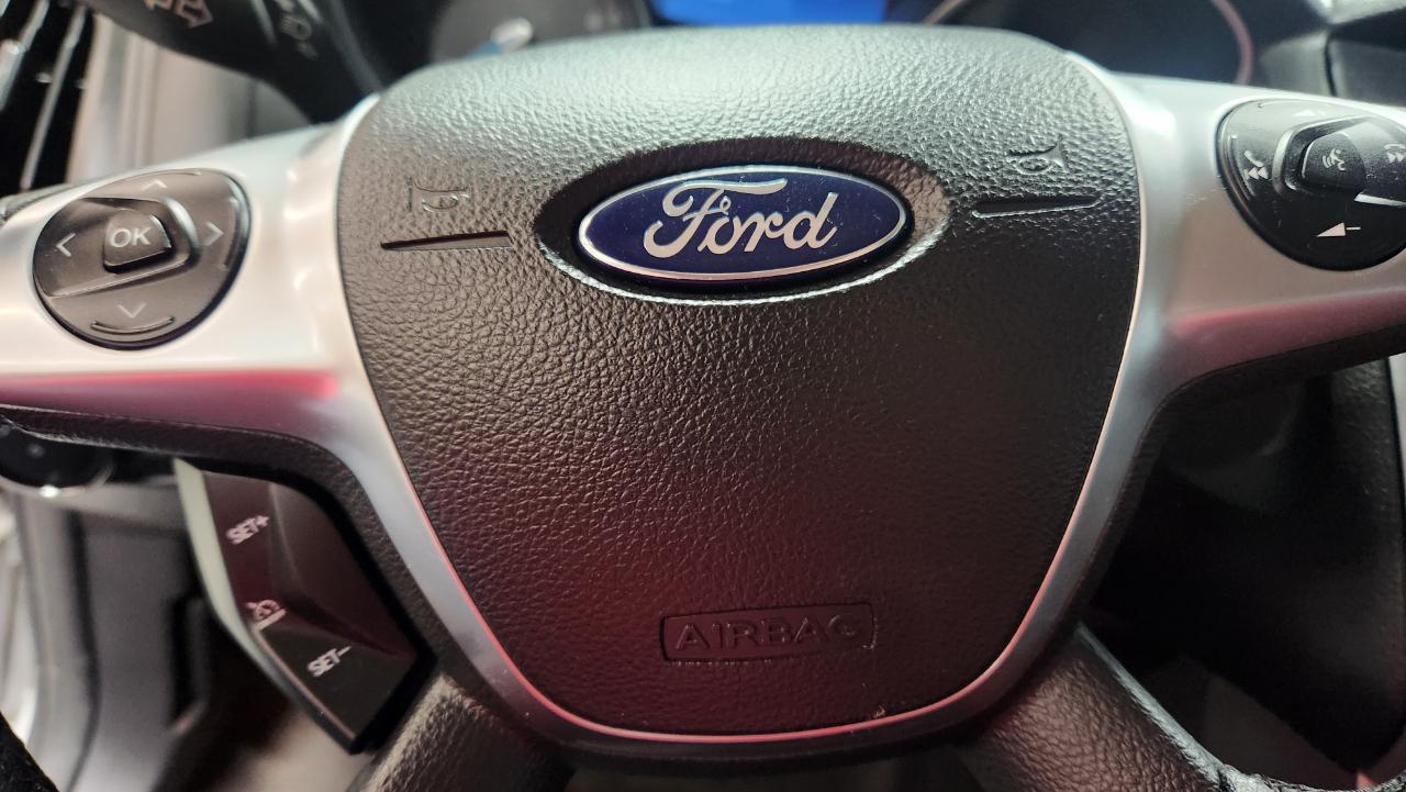 Ford Focus SE Hatch 2014