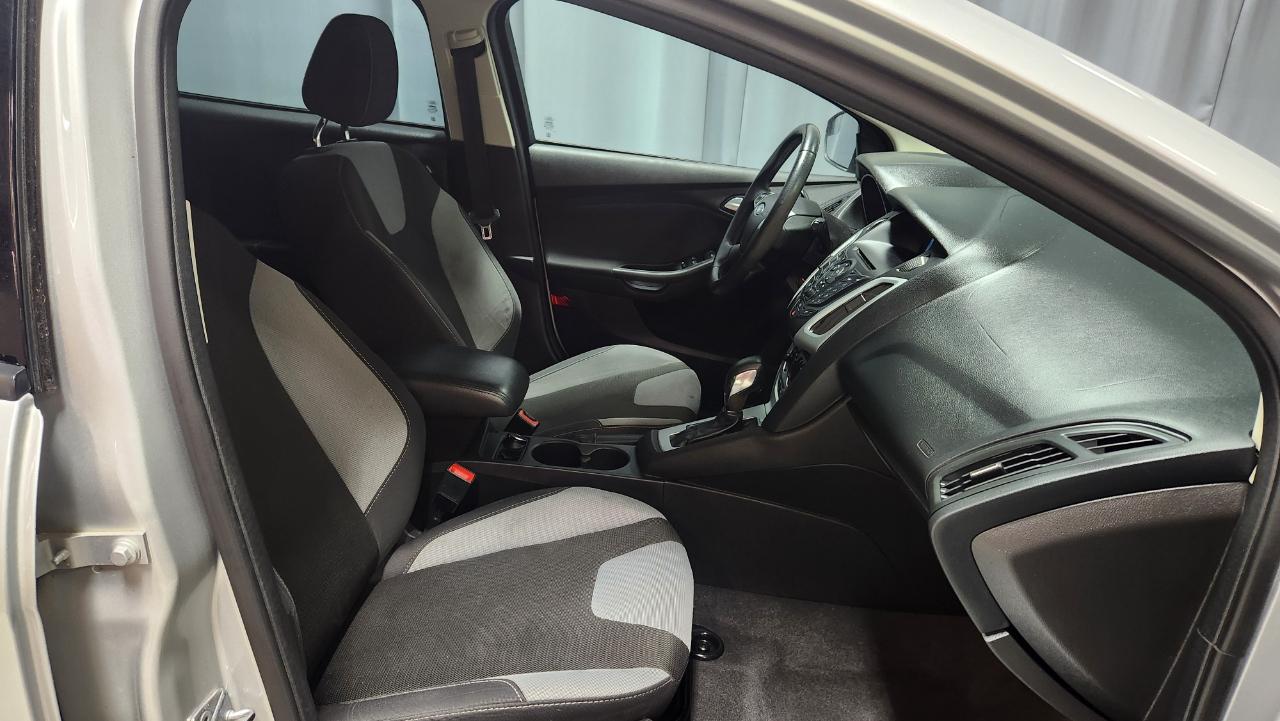 Ford Focus SE Hatch 2014