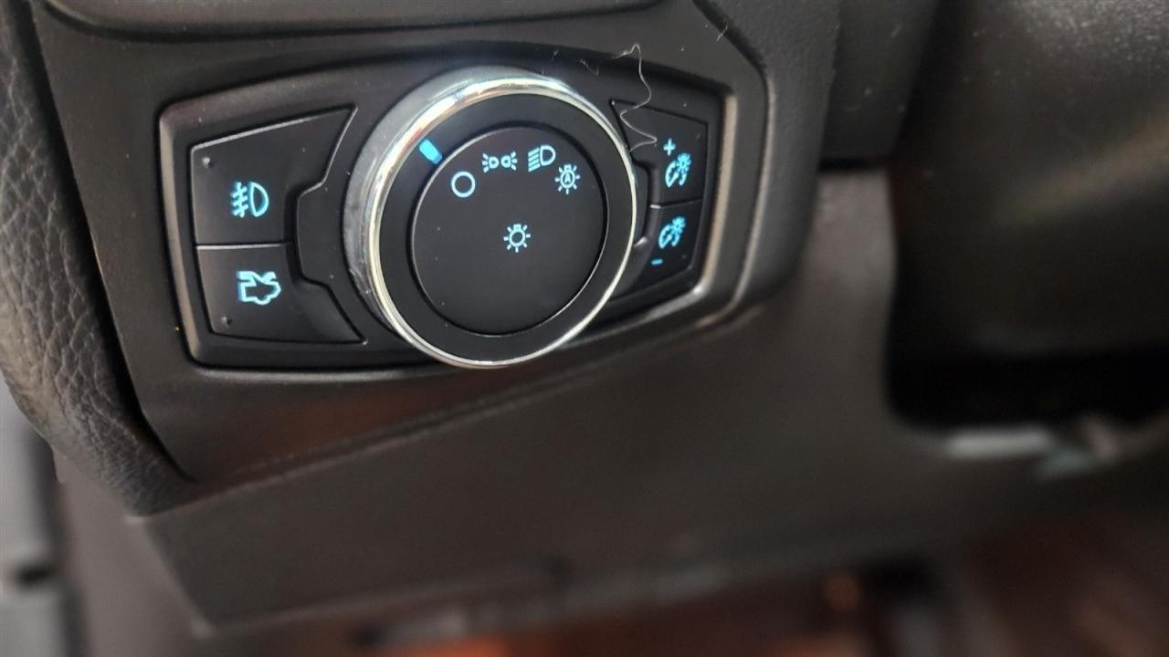 Ford Focus SE Hatch 2014