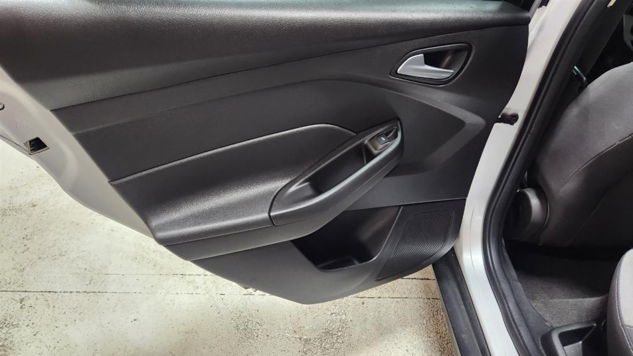 Ford Focus SE Hatch 2014