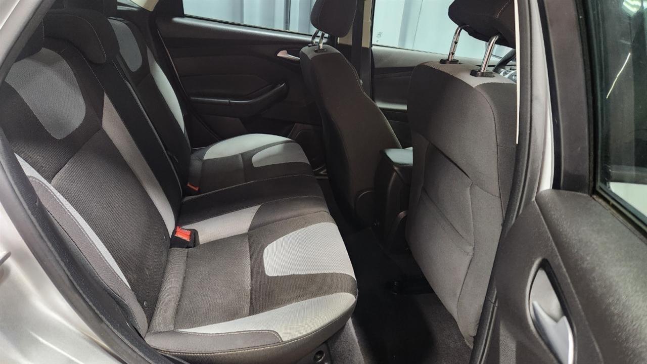 Ford Focus SE Hatch 2014