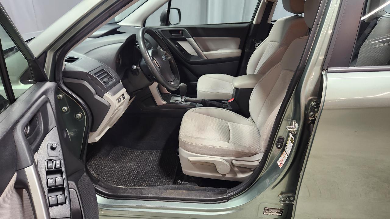 Subaru Forester 2.5i CVT 2015