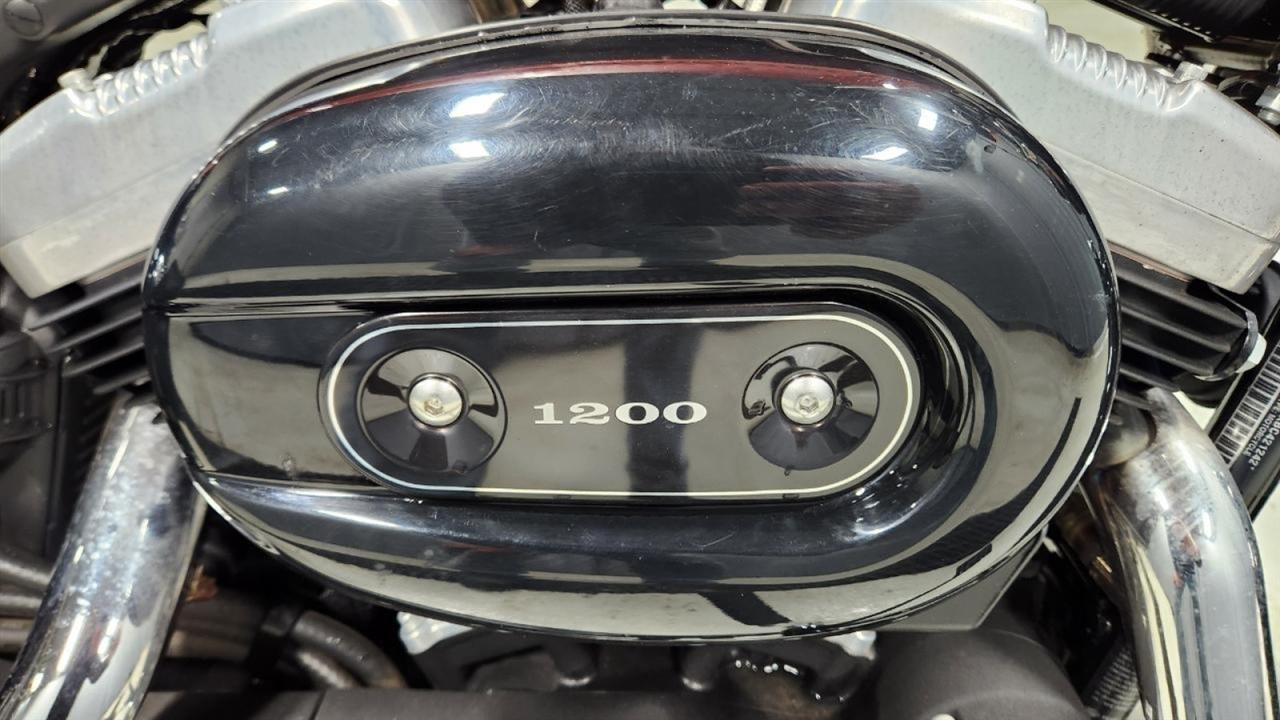 Harley-Davidson XL1200X  2011