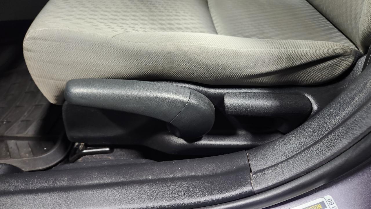 Honda Civic LX Sedan CVT 2015