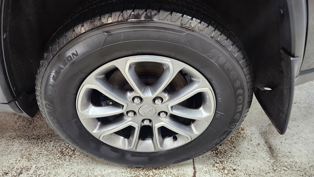 Jeep Grand Cherokee Limited 4WD 2016