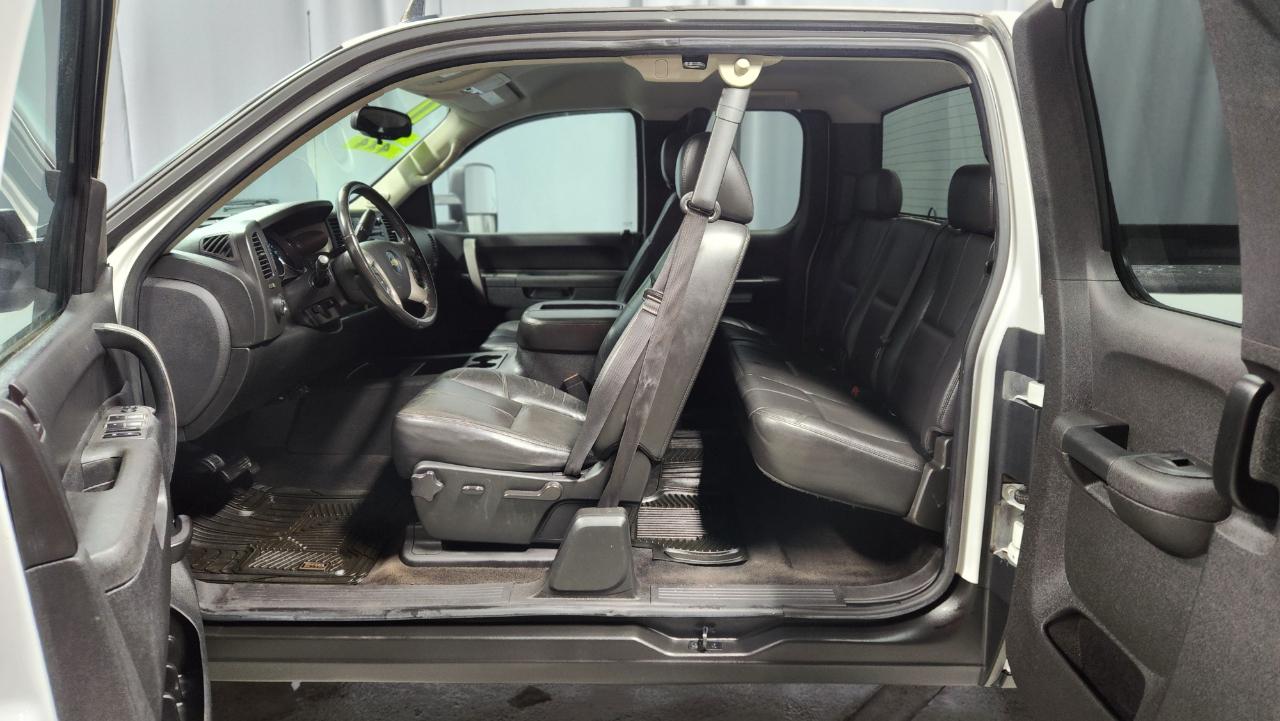 Chevrolet Silverado 1500 LT Ext. Cab 4WD 2011