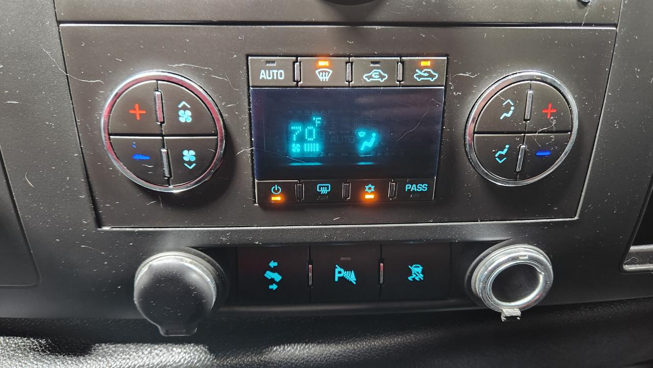 Chevrolet Silverado 1500 LT Ext. Cab 4WD 2011