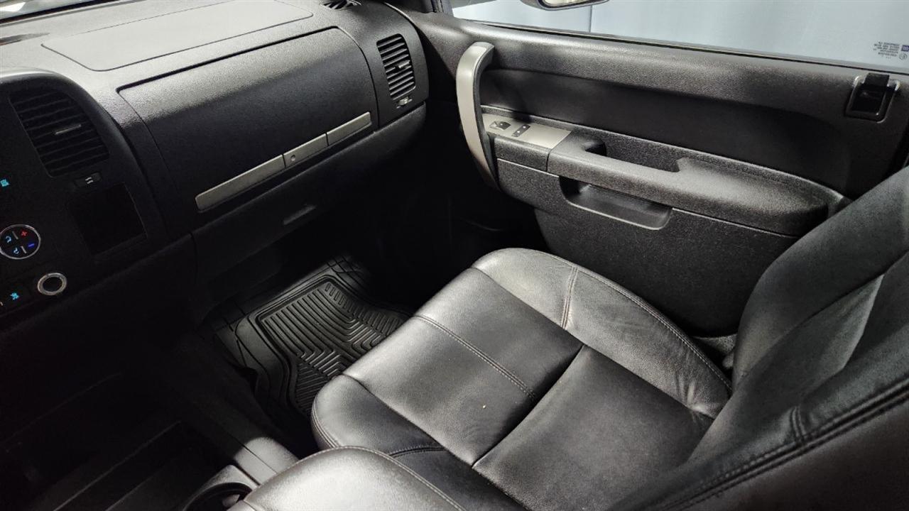 Chevrolet Silverado 1500 LT Ext. Cab 4WD 2011