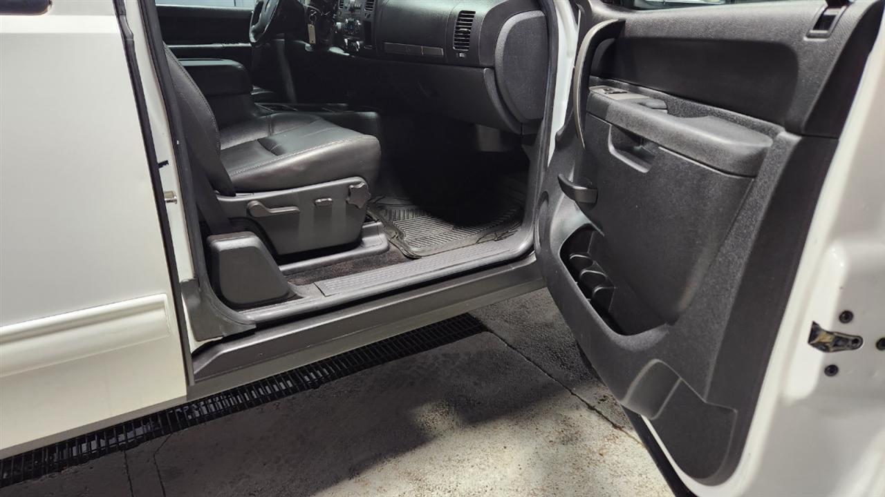 Chevrolet Silverado 1500 LT Ext. Cab 4WD 2011