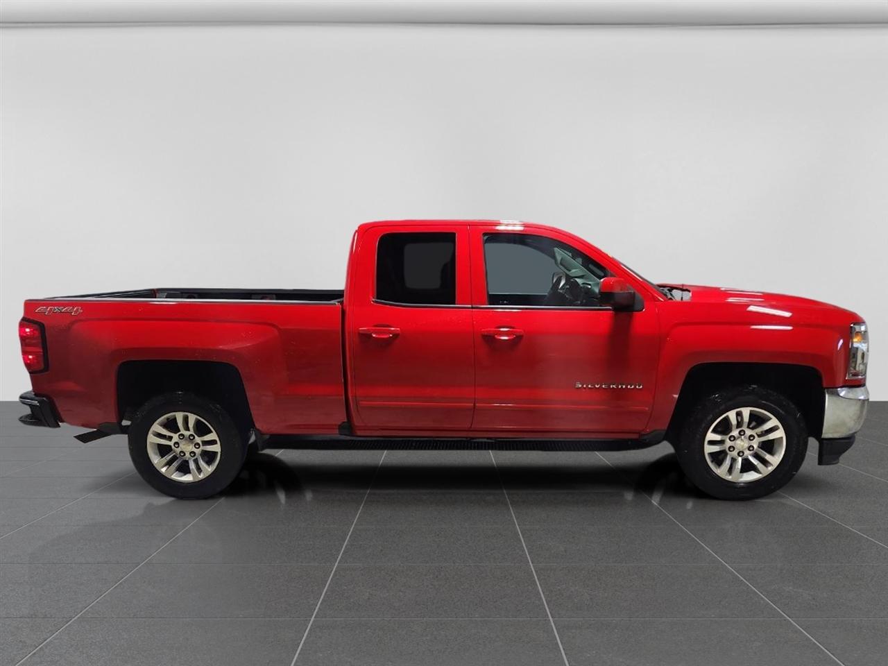 Chevrolet Silverado 1500 LT Double Cab 4WD 2016