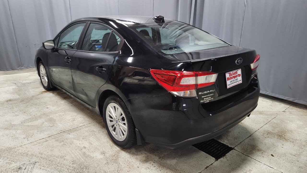 Subaru Impreza 2.0i Premium CVT 4-Door 2017
