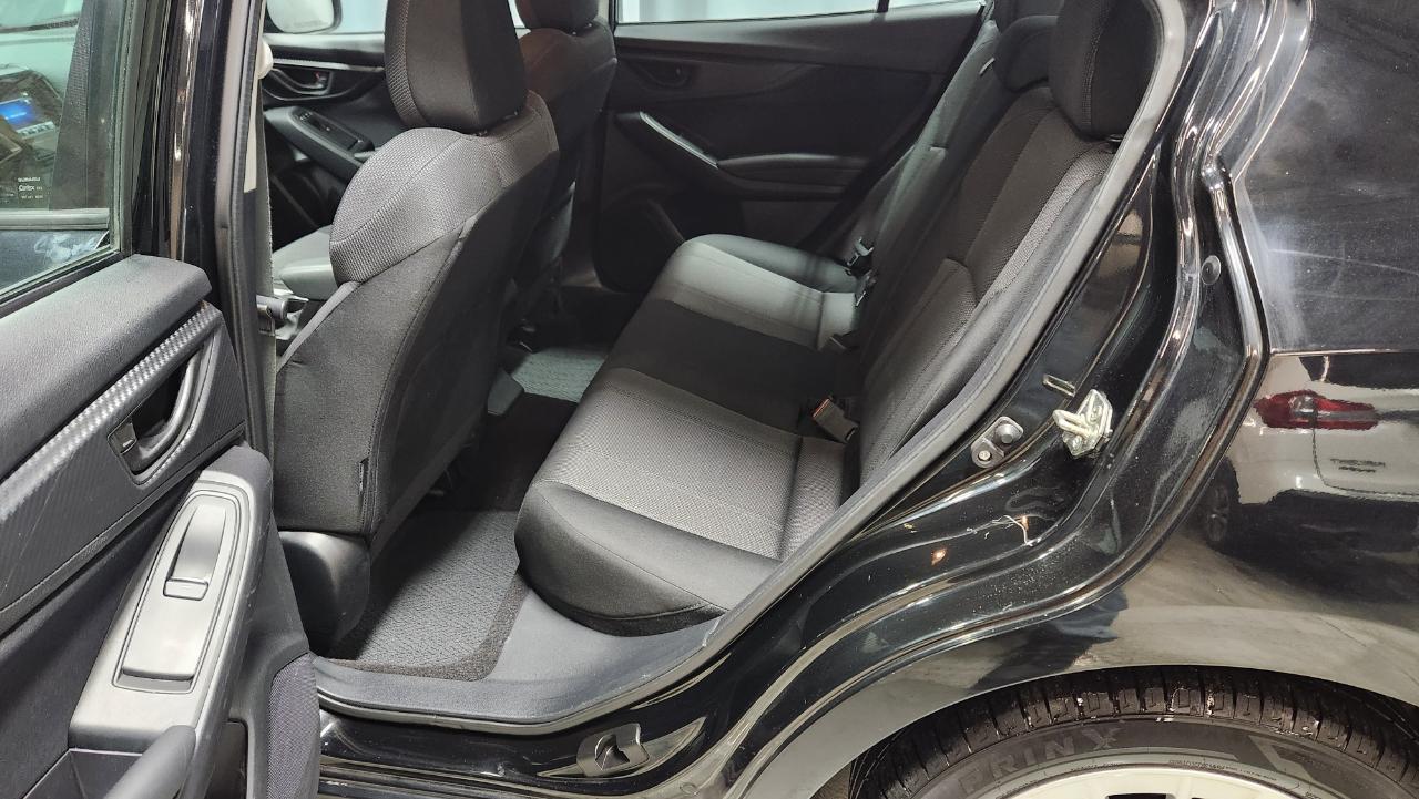 Subaru Impreza 2.0i Premium CVT 4-Door 2017