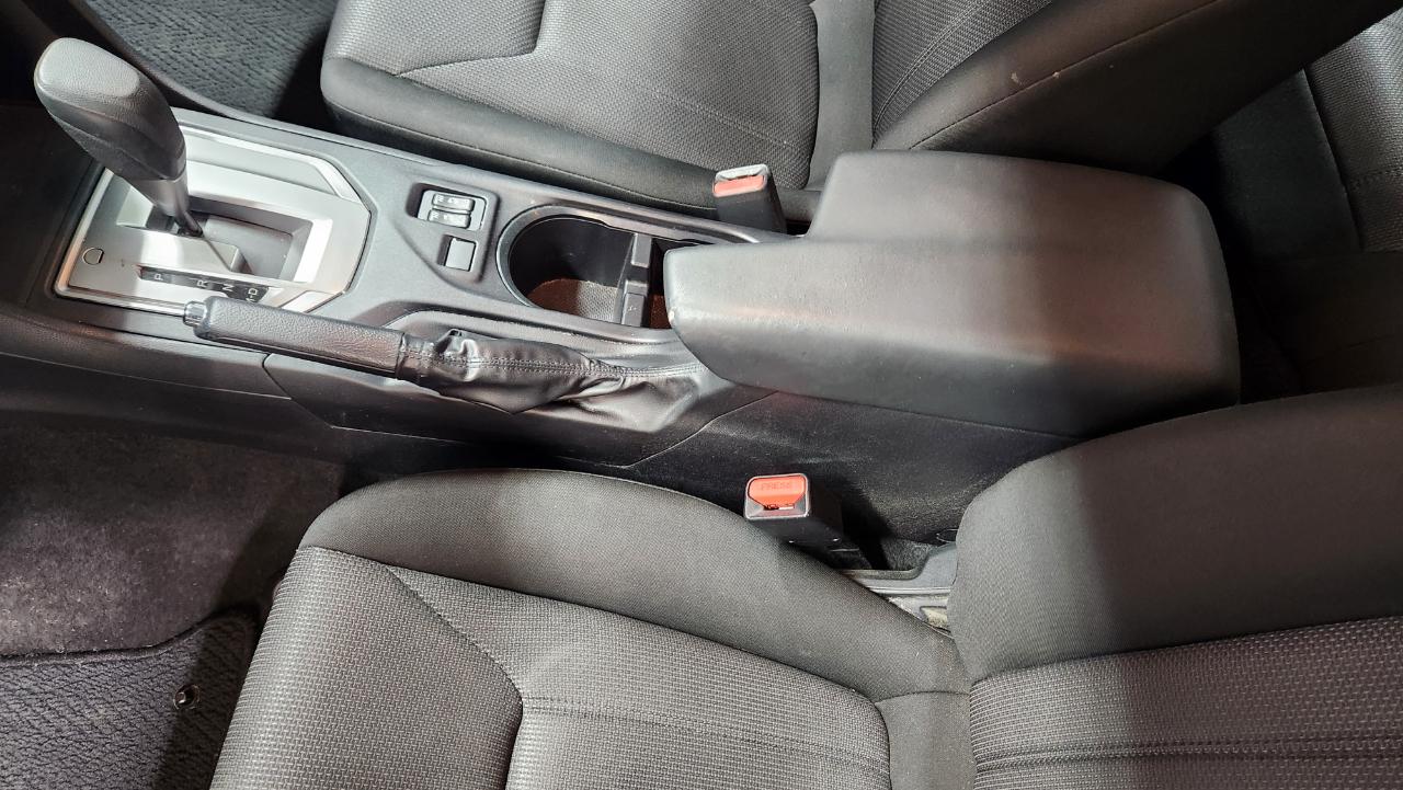 Subaru Impreza 2.0i Premium CVT 4-Door 2017