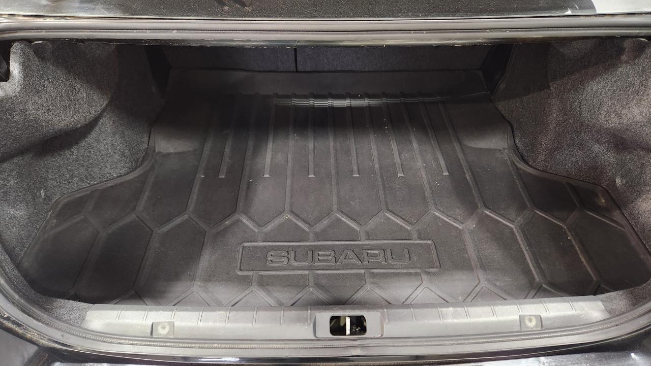 Subaru Impreza 2.0i Premium CVT 4-Door 2017