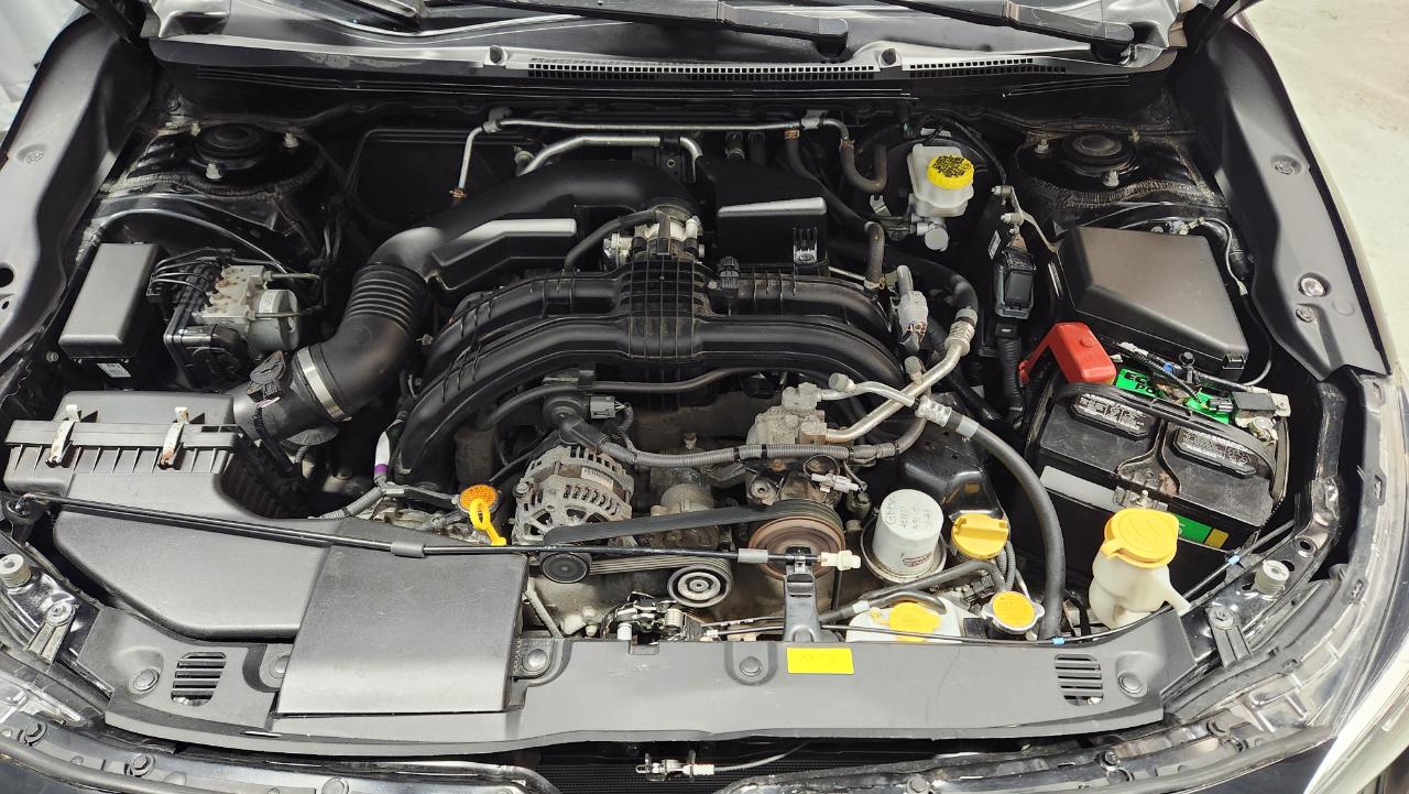 Subaru Impreza 2.0i Premium CVT 4-Door 2017