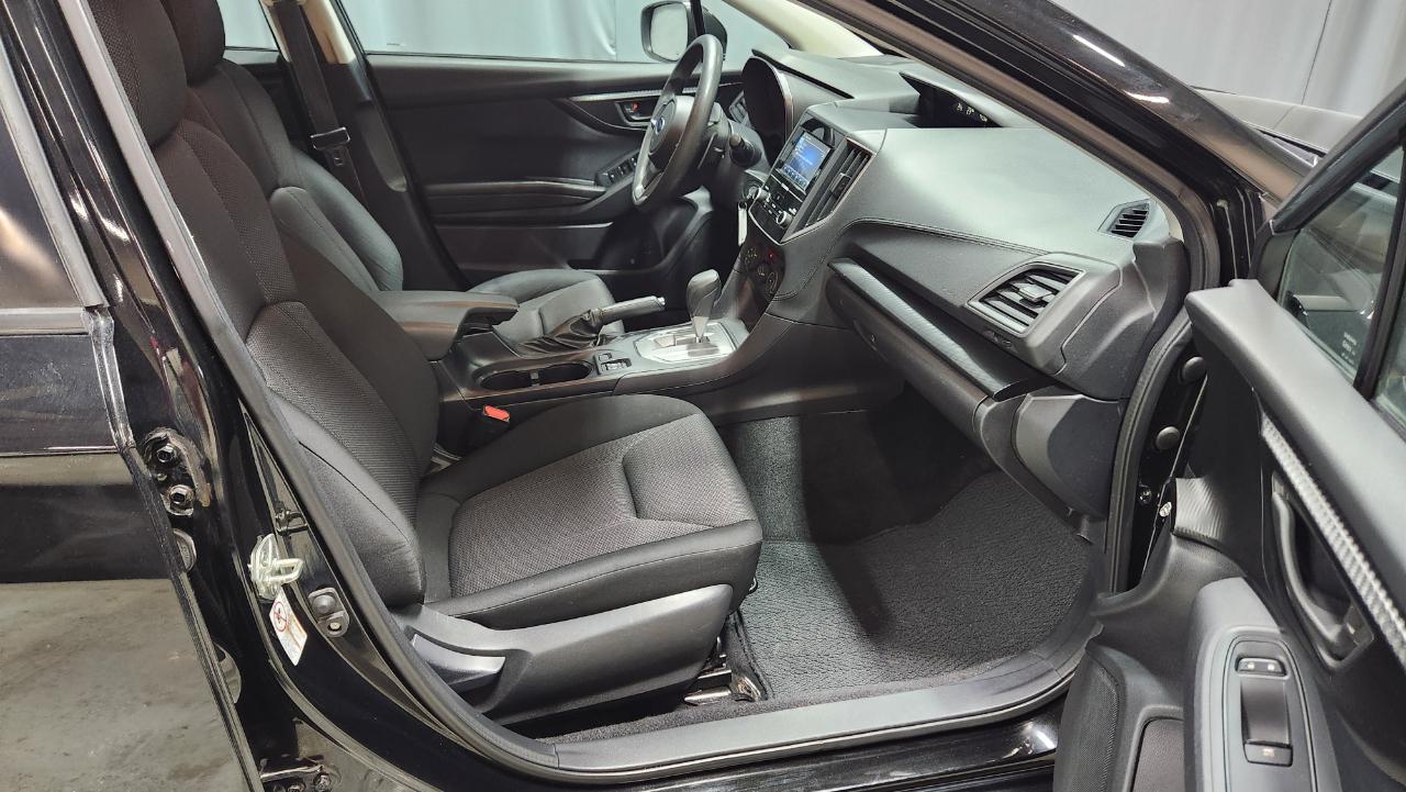 Subaru Impreza 2.0i Premium CVT 4-Door 2017