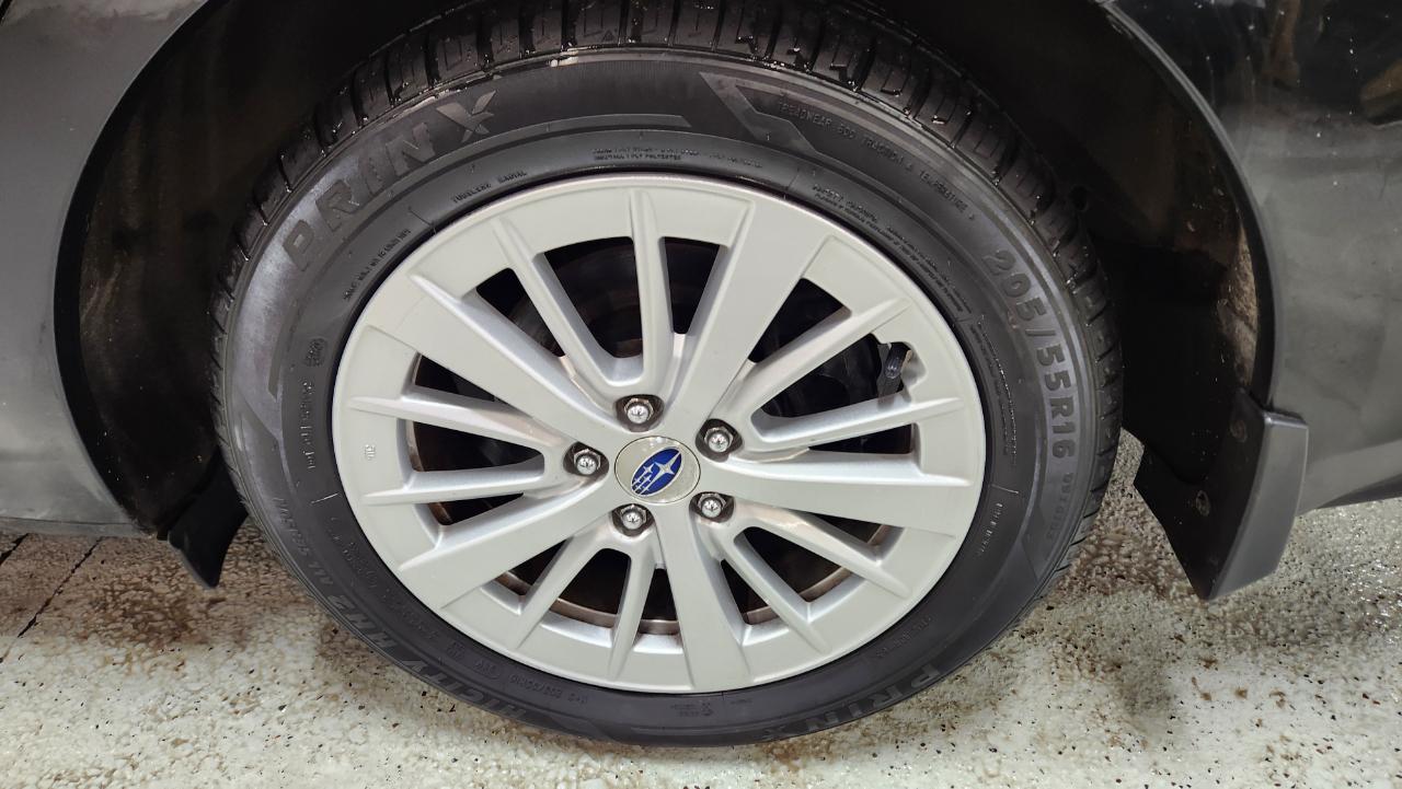 Subaru Impreza 2.0i Premium CVT 4-Door 2017