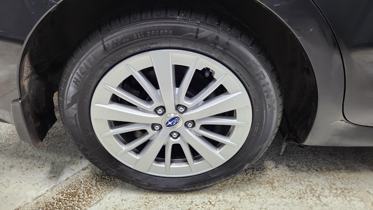 Subaru Impreza 2.0i Premium CVT 4-Door 2017