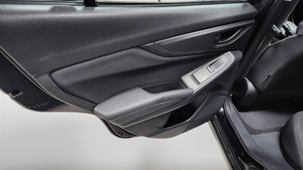 Subaru Impreza 2.0i Premium CVT 4-Door 2017