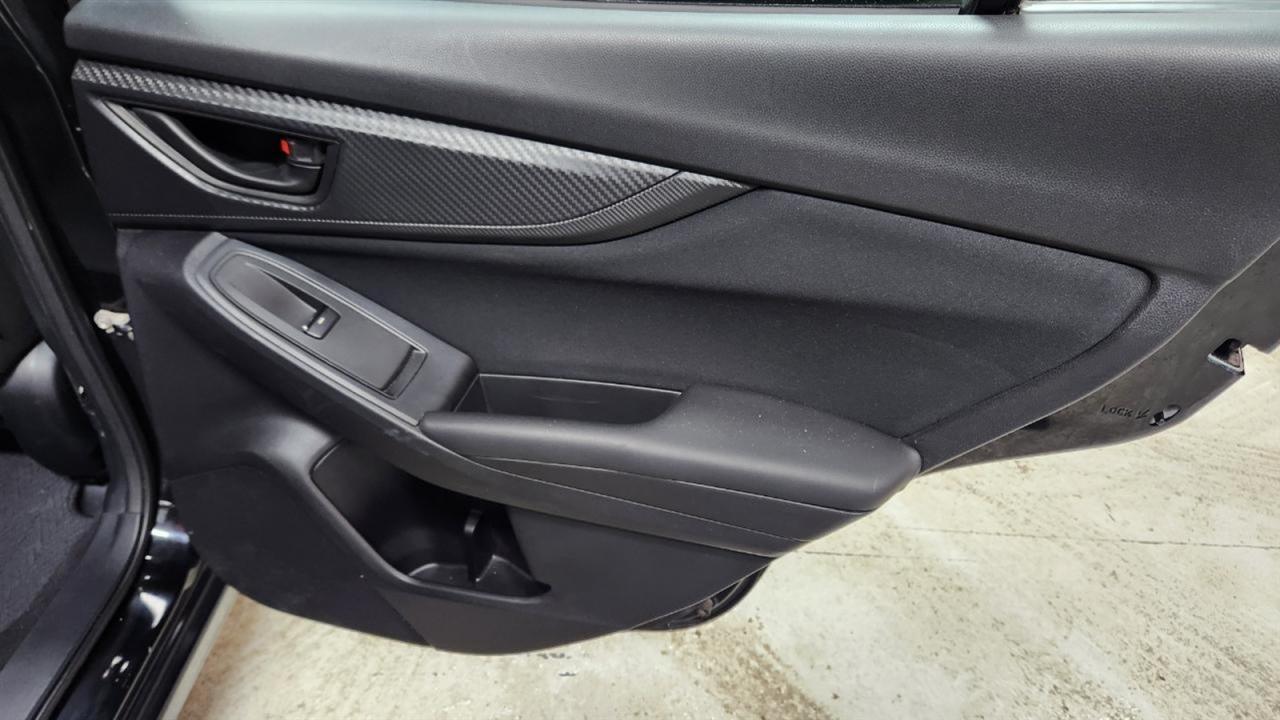 Subaru Impreza 2.0i Premium CVT 4-Door 2017