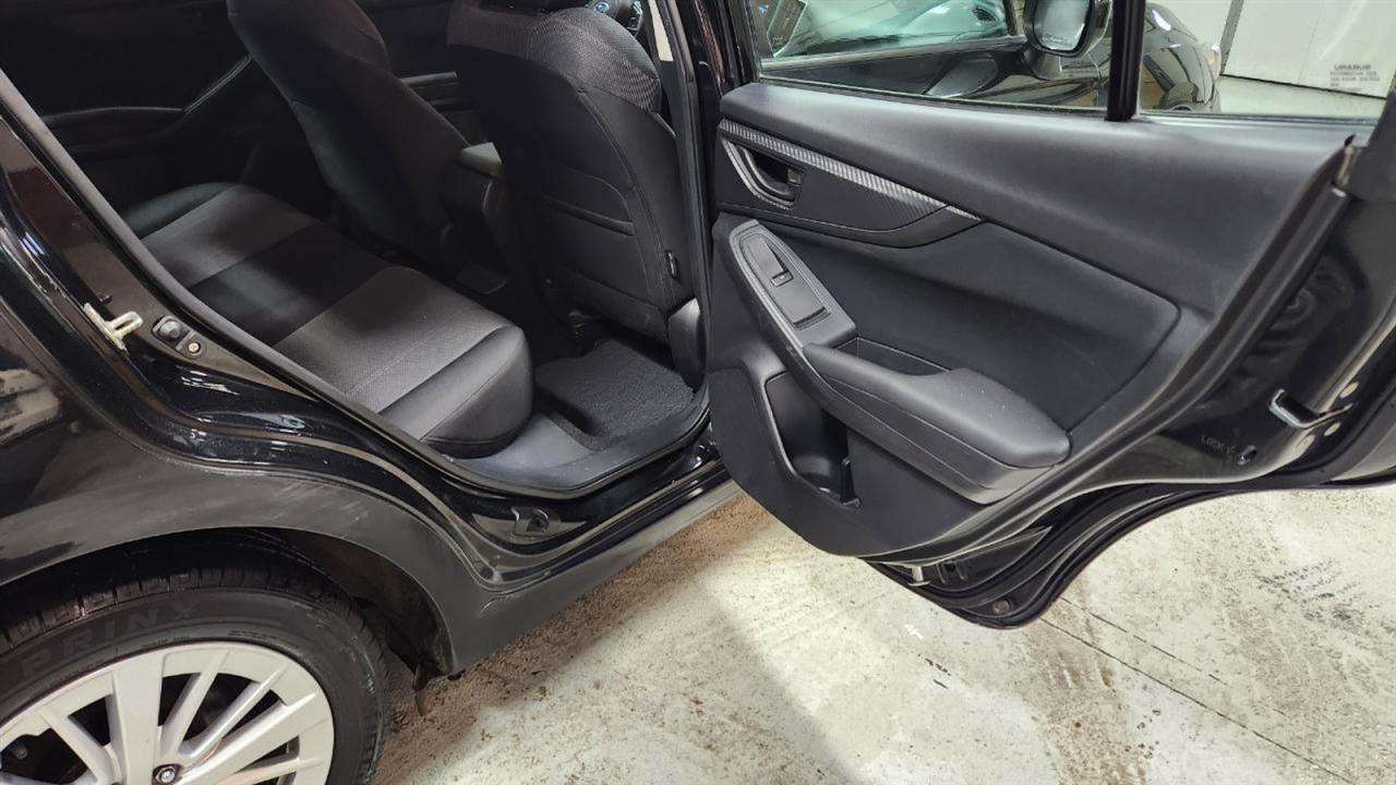 Subaru Impreza 2.0i Premium CVT 4-Door 2017