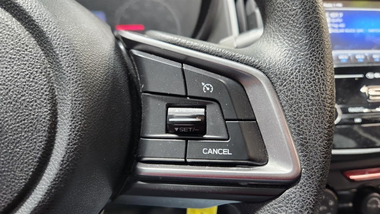 Subaru Impreza 2.0i Premium CVT 4-Door 2017