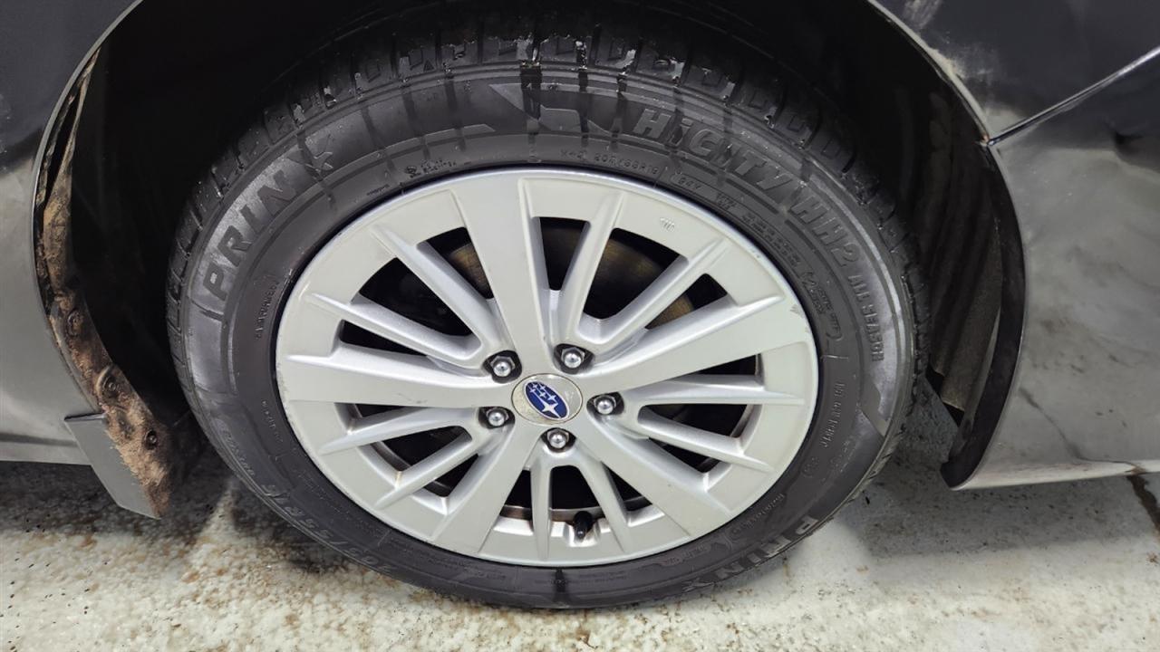 Subaru Impreza 2.0i Premium CVT 4-Door 2017