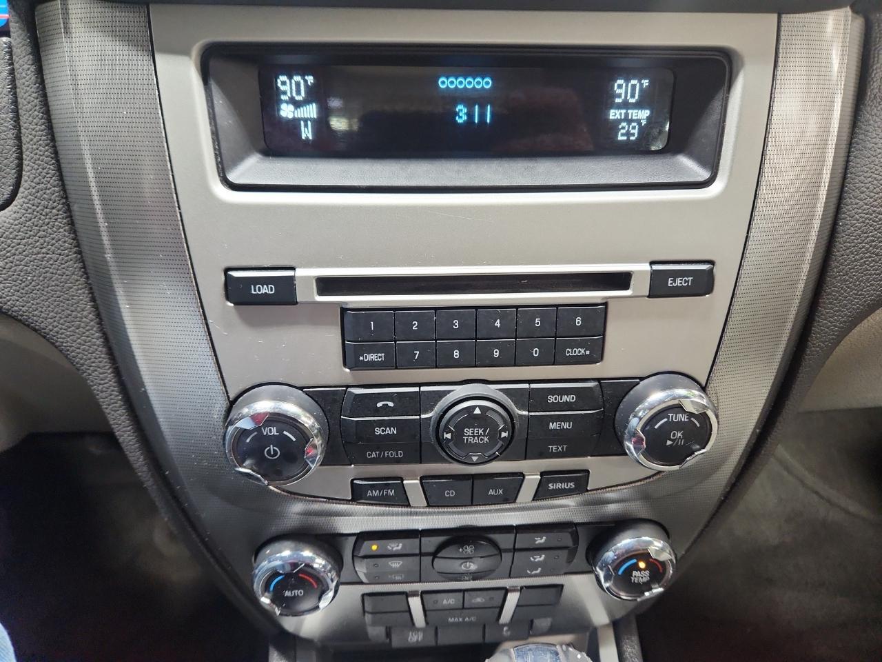 Ford Fusion Hybrid Sedan 2011