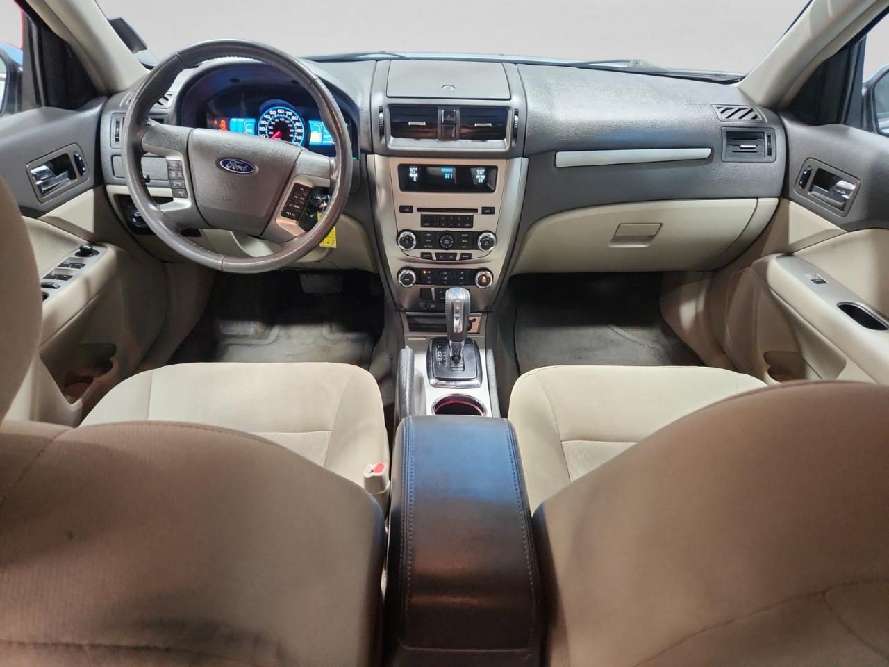 Ford Fusion Hybrid Sedan 2011