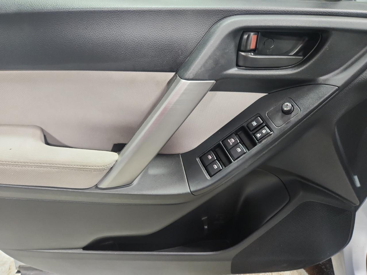 Subaru Forester 2.5i Premium 2014