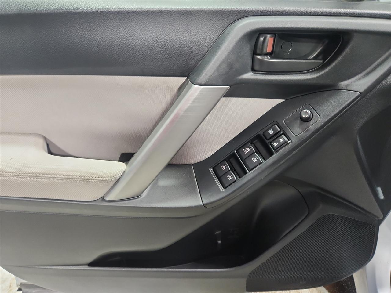 Subaru Forester 2.5i Premium 2014