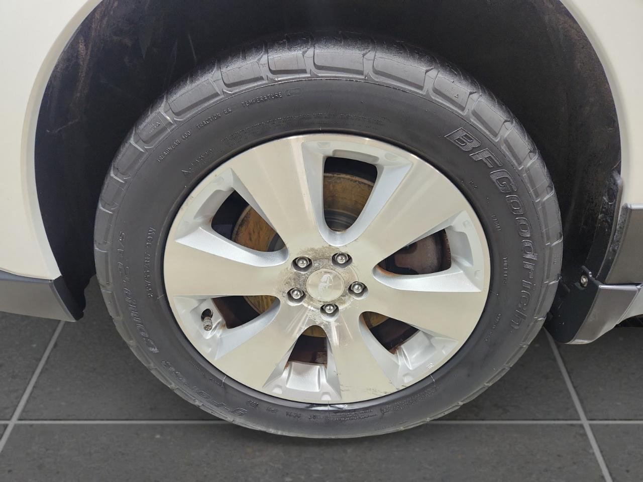 Subaru Outback 3.6R Limited 2011