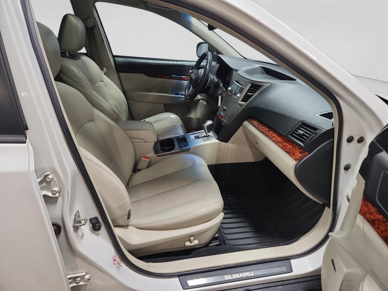 Subaru Outback 3.6R Limited 2011