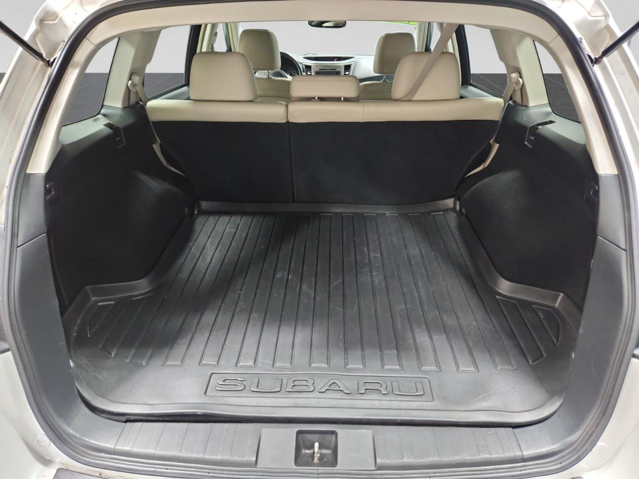 Subaru Outback 3.6R Limited 2011