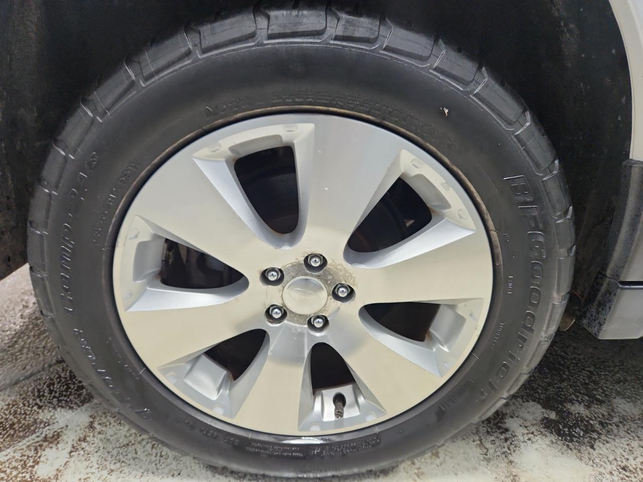 Subaru Outback 3.6R Limited 2011