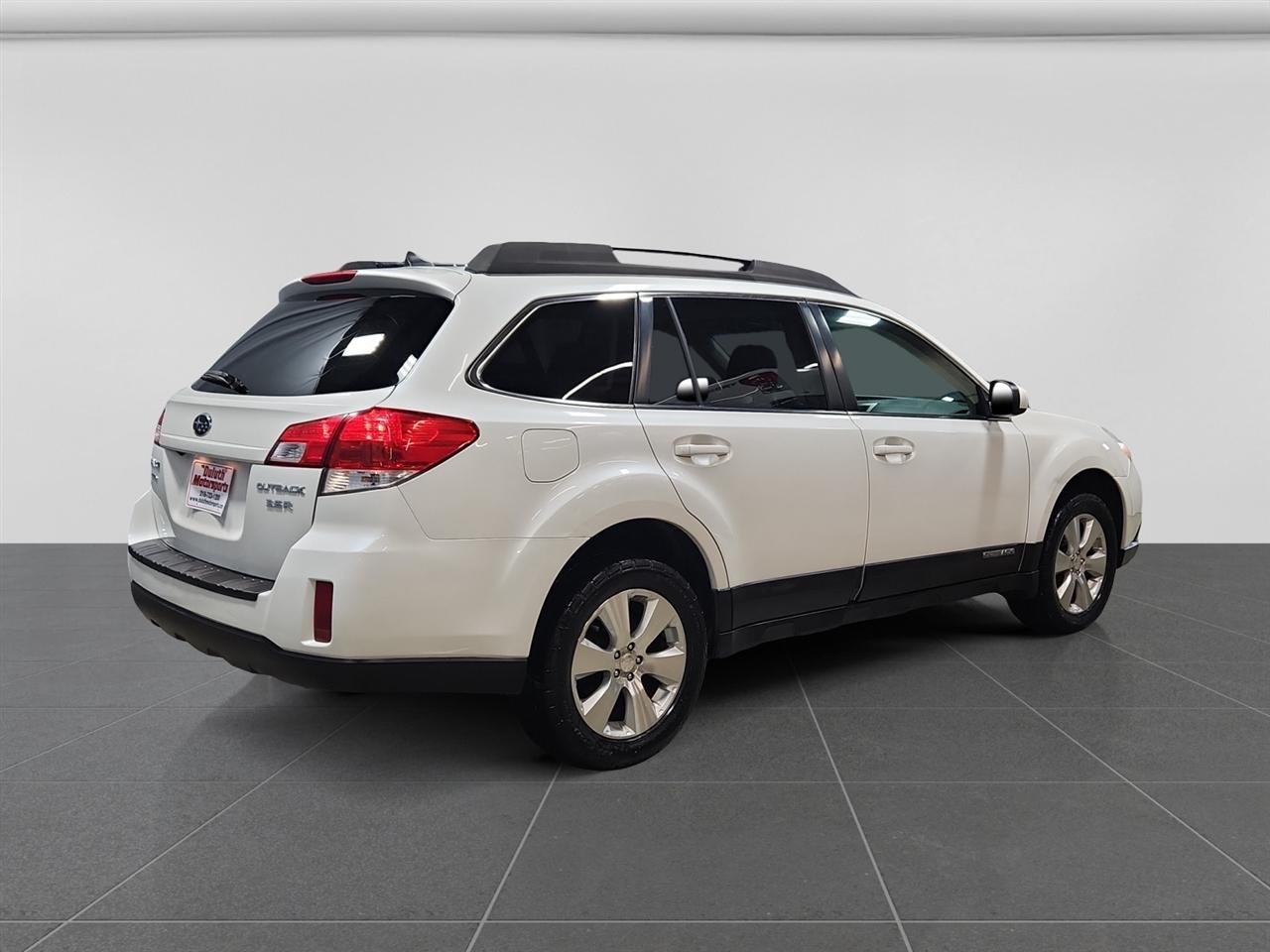Subaru Outback 3.6R Limited 2011