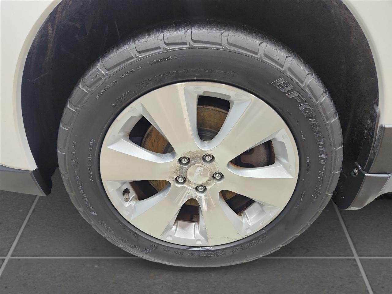 Subaru Outback 3.6R Limited 2011