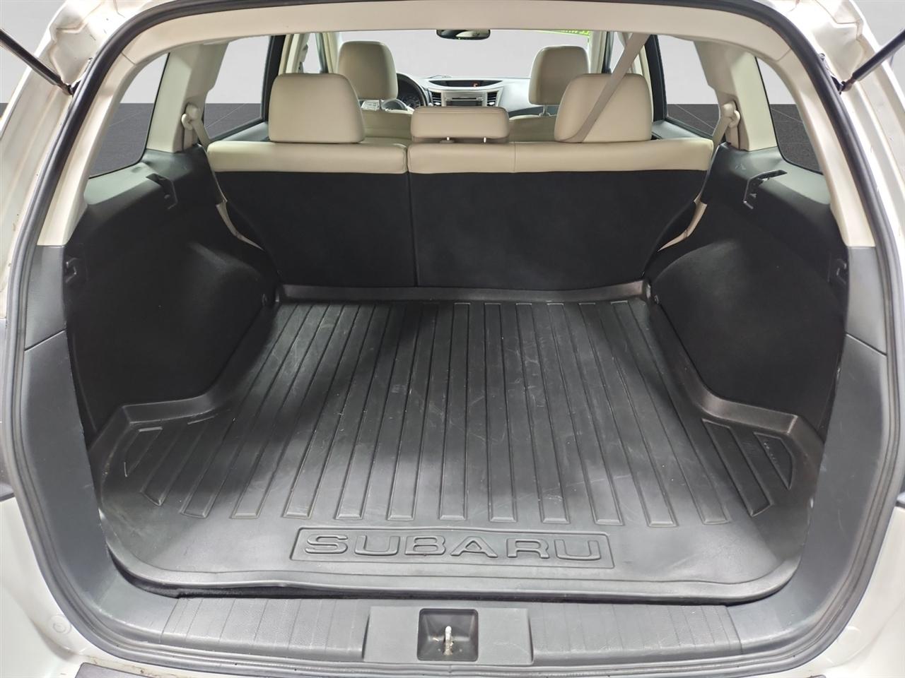 Subaru Outback 3.6R Limited 2011